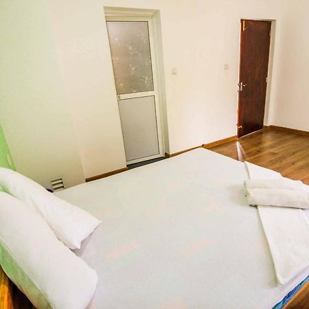 Hotel Yoho White Siri Panadura Exterior foto